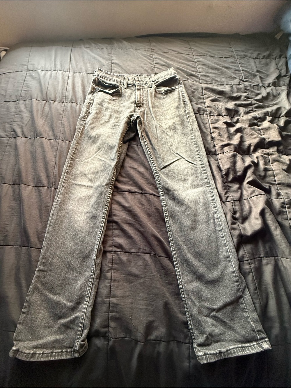Levi's Men's Gray Straight-Leg Jeans